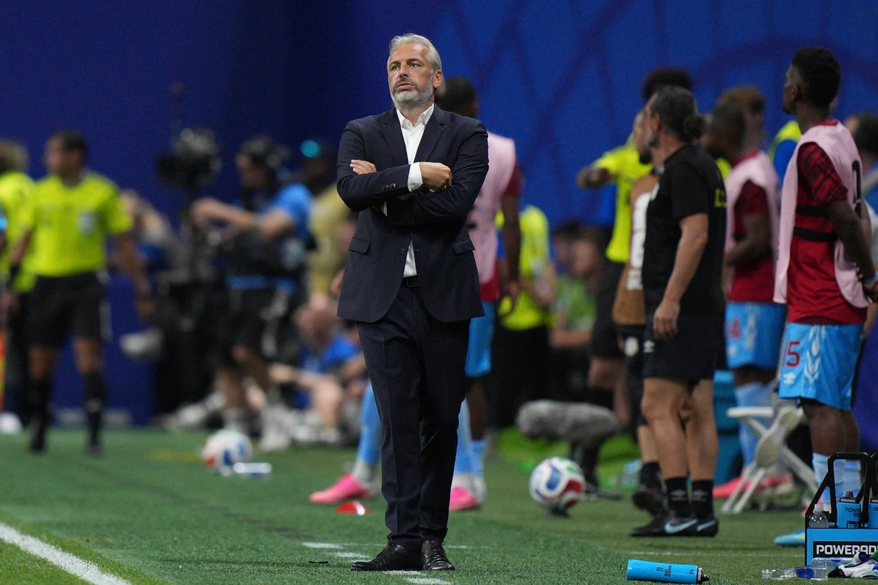 Sébastien Desabre se emociona por la muerte de su padre
