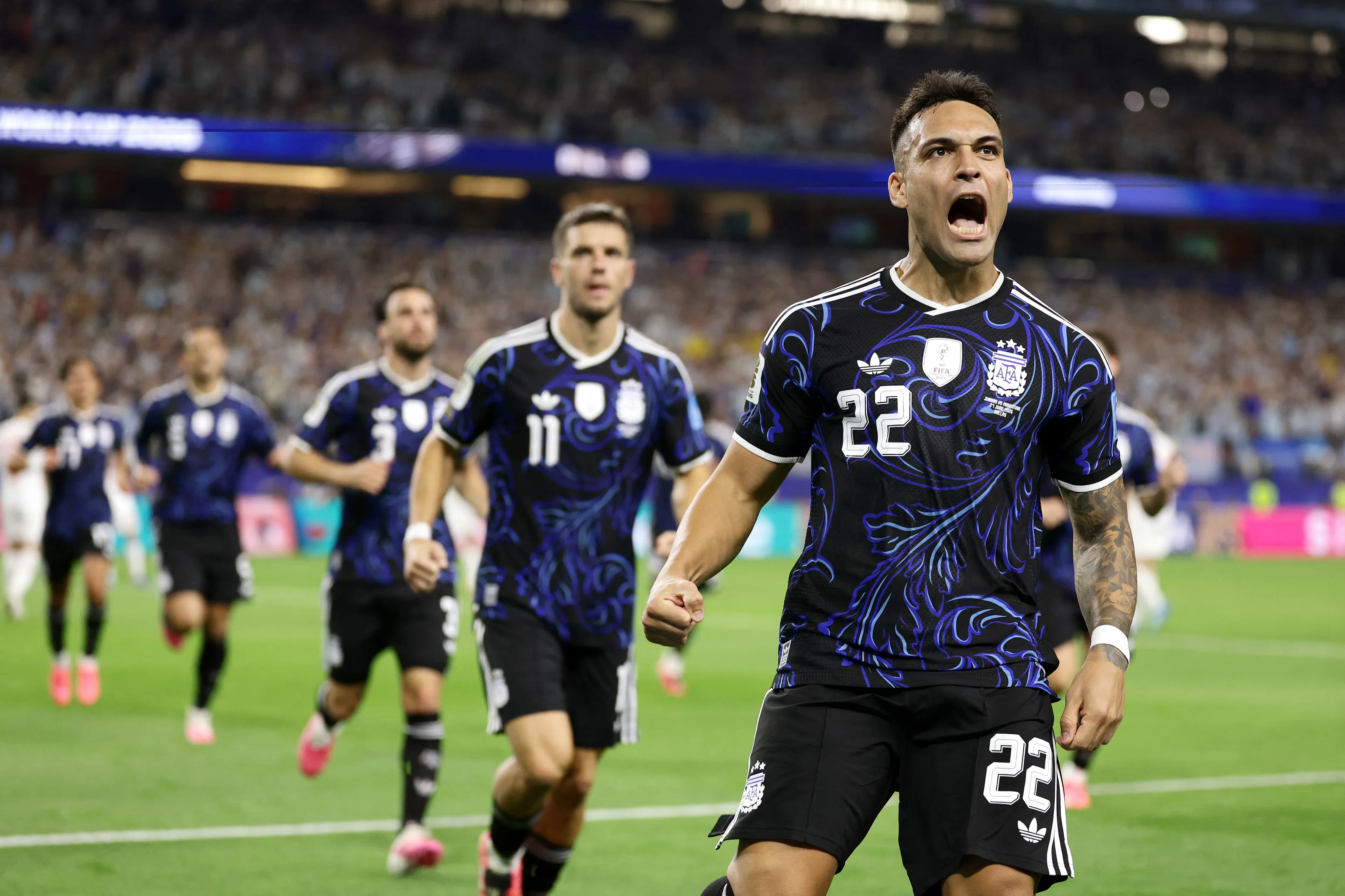 La AFA solicita a la FIFA que Argentina use camiseta azul contra Inglaterra