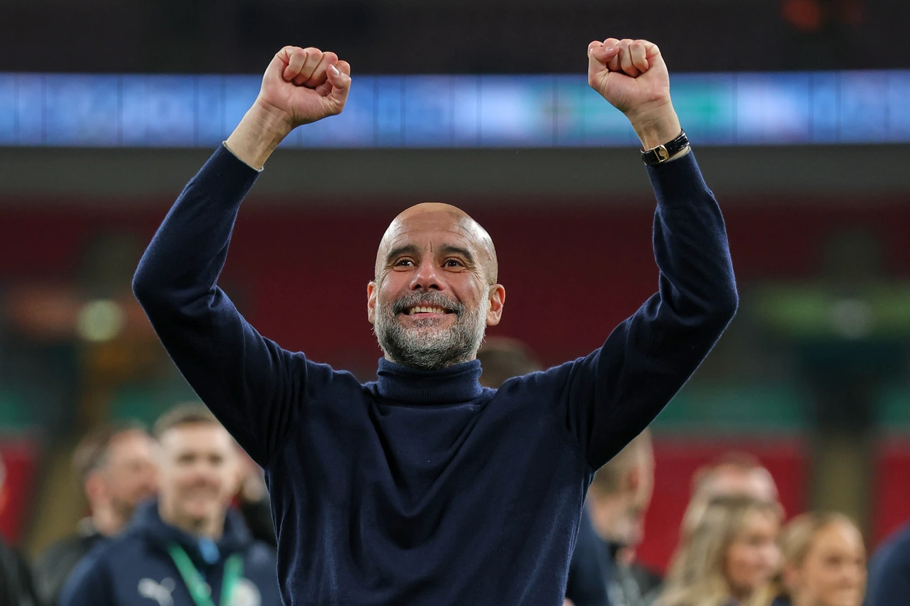 Guardiola desmiente rumores sobre dirigir a la selección italiana