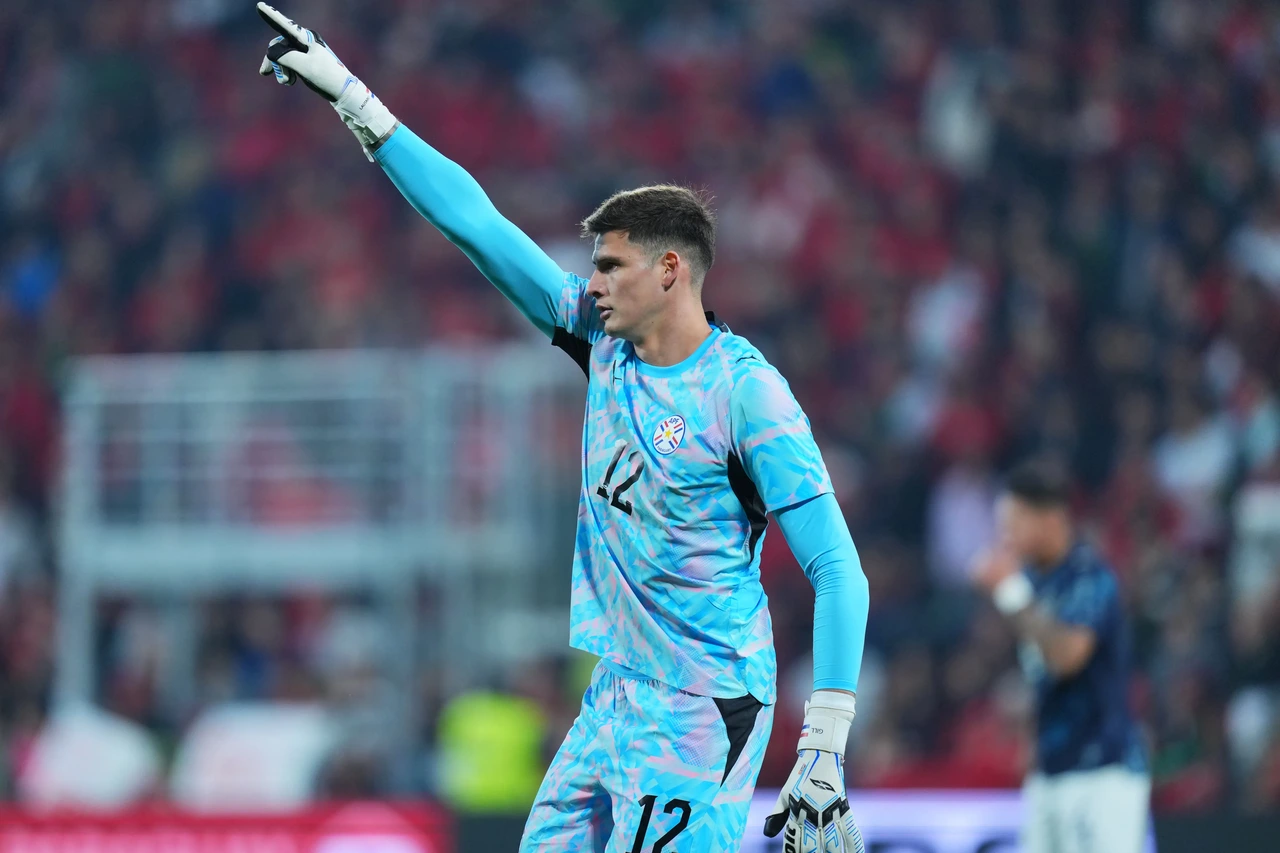 Gustavo Alfaro responde a las críticas de Chilavert sobre Paraguay
